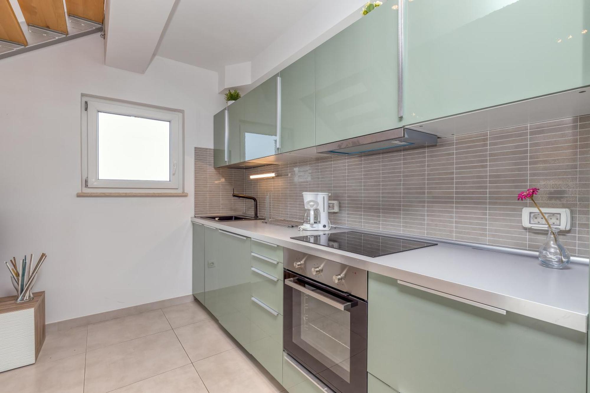 Diamond Seaview Penthouse Peroj