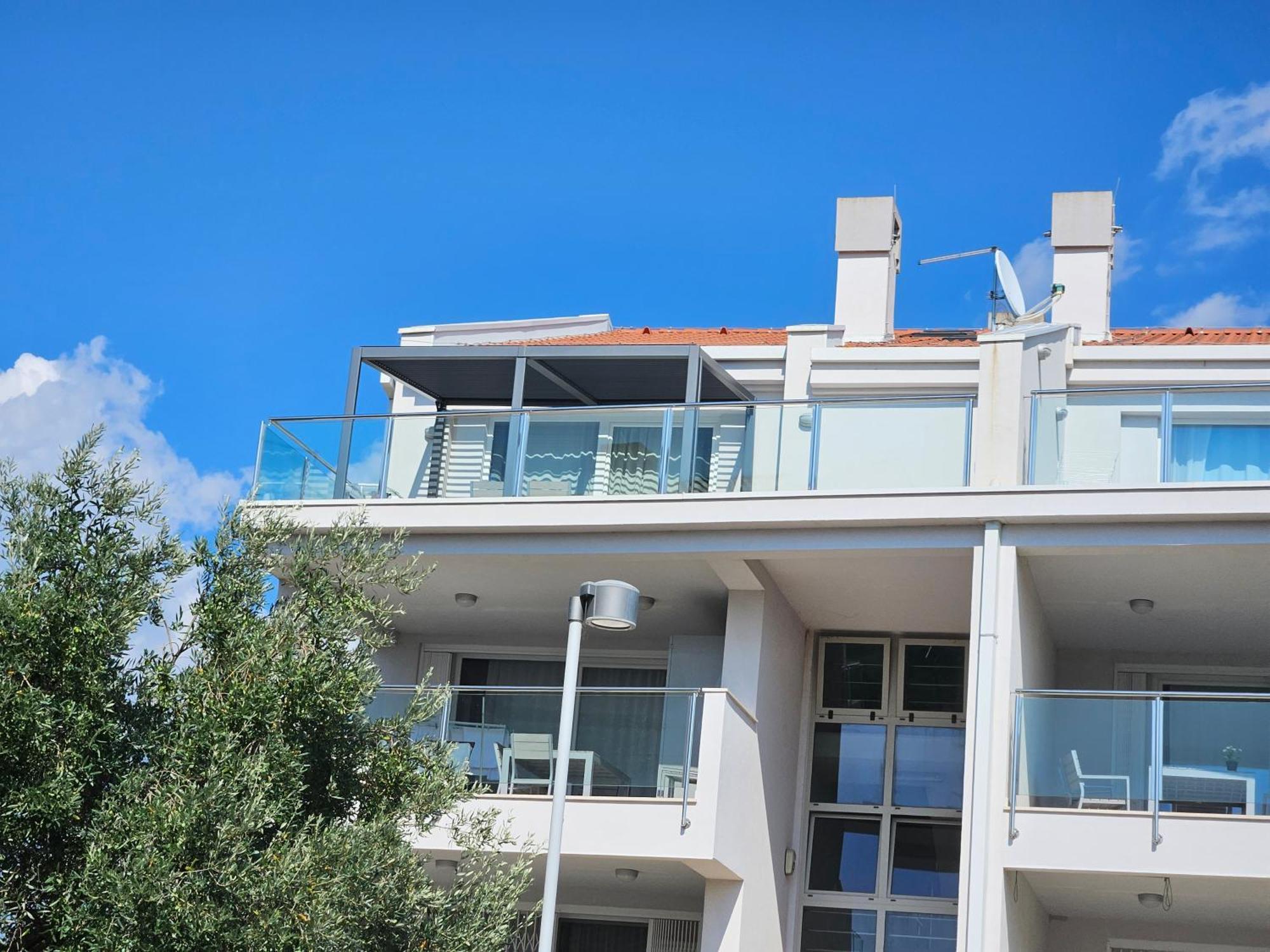 Diamond Seaview Penthouse *